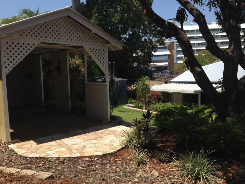 6 Kellow Street, The Range QLD 4700